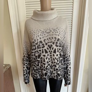 Vintage Havana cream, black, grey leopard roll neck sweater, sz Medium